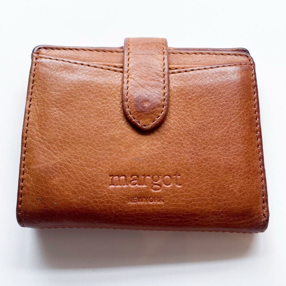 MARGOT NEW YORK Lizzie Small Bifold Wallet Genuine Leather Cognac Brown